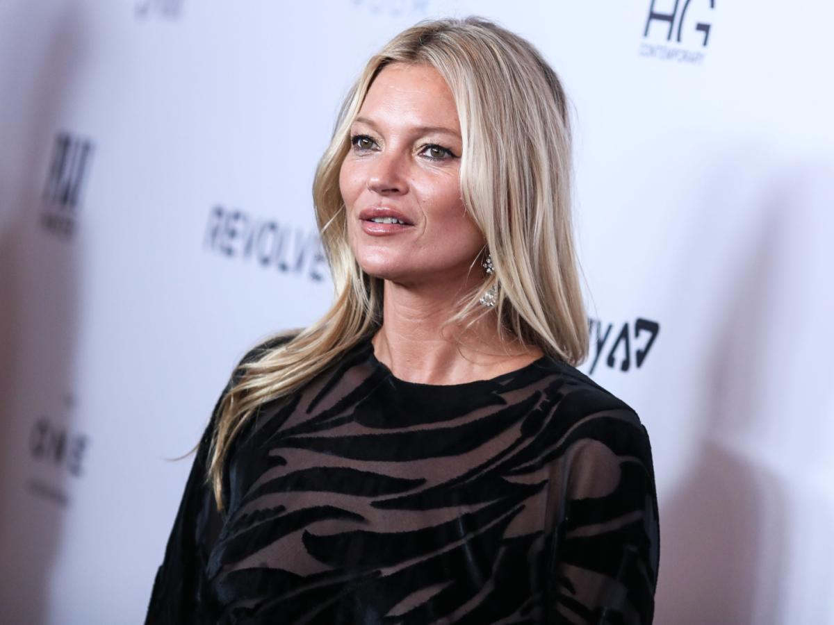 Kate Moss’ Striking New Topless Photo Tells Us So Much More About Her ...