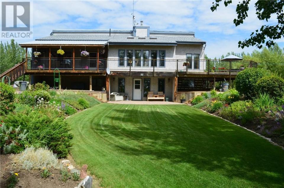 What a $1 million house looks like in Saskatoon this week