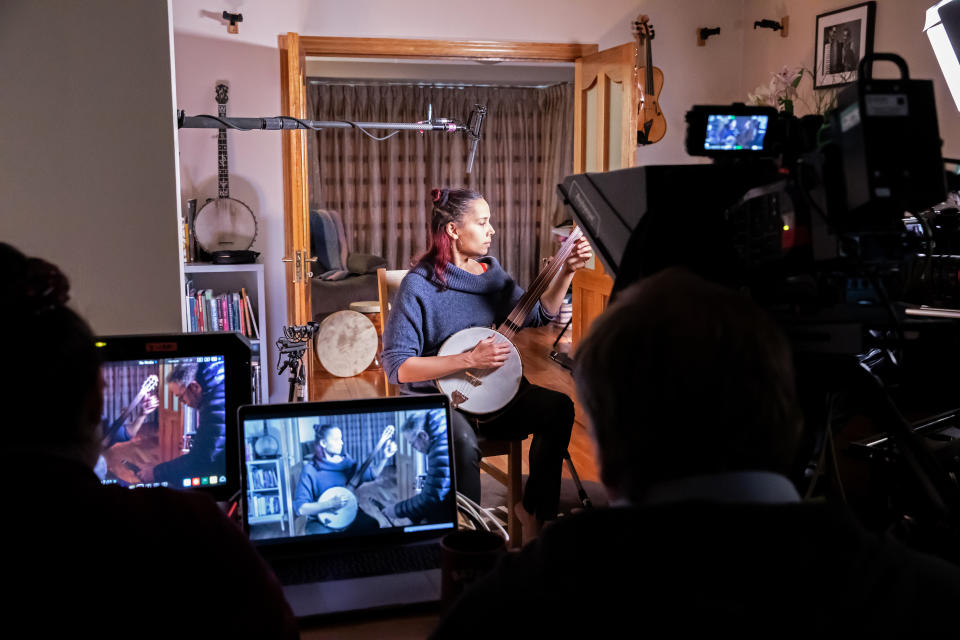 Rhiannon Giddens films her Wondrium series