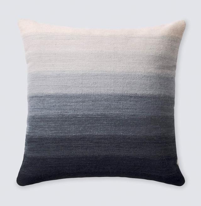 Madera Lumbar Pillow | Black - The Citizenry