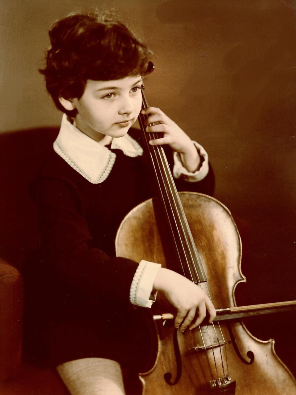 As a child, Victoria, who played the cello, pursued a career in classical music and gained a merit-based scholarship to a prestigious school. (Jam Press/@victoriaunikel)