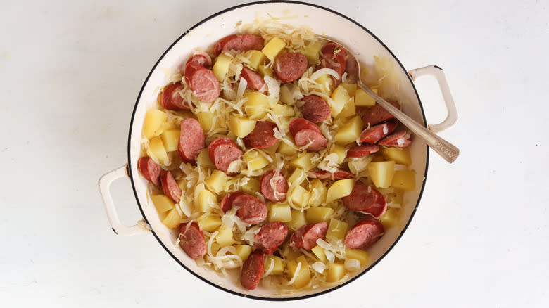 one pot kielbasa and sauerkraut