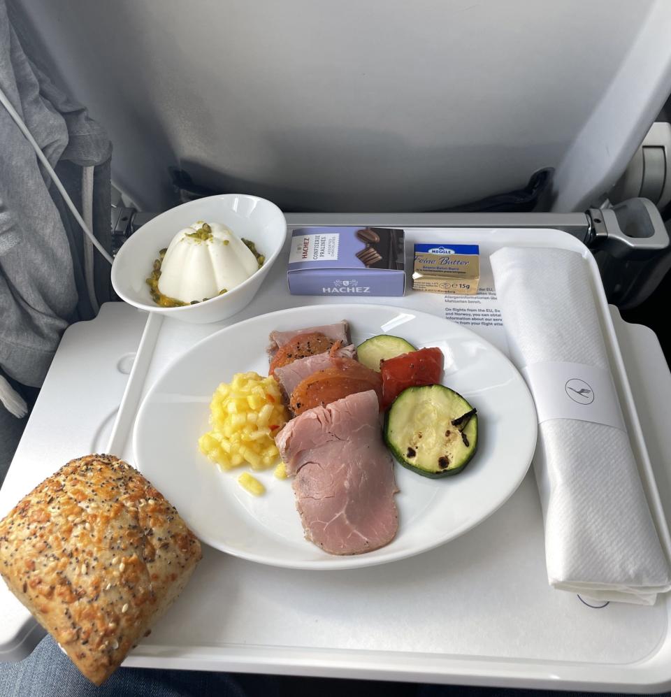 So sieht das Catering in der Business Class auf Kurz- und Mittelstrecken im Moment noch aus. 