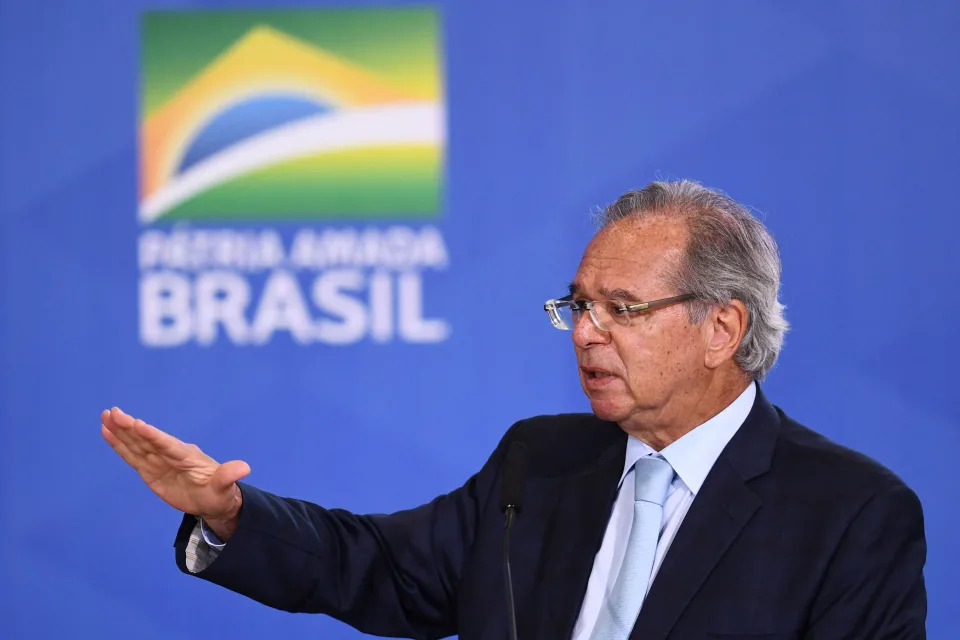 Paulo Guedes afirmou que a França está ficando 