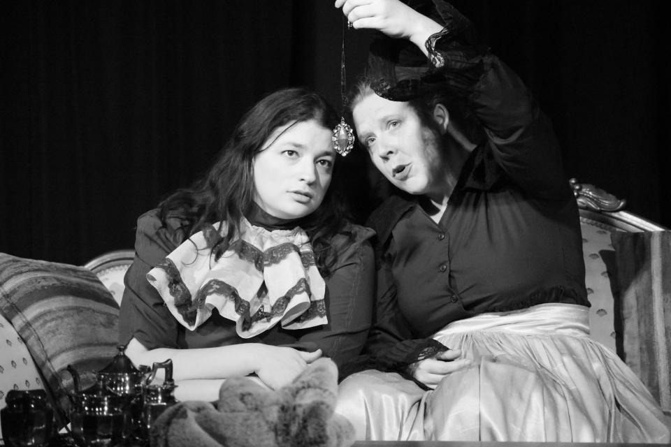 Samantha Renee (Claire)  and Alison Quinn (Anna) in "Boston Marriage" at Palaver Tree Theater Dec. 9-10 and Dec. 15-17, 2022.