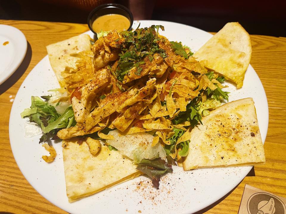 chilis restaurant quesadilla explosion salad