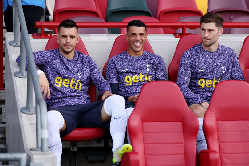 Giovani Lo Celso on the Tottenham bench