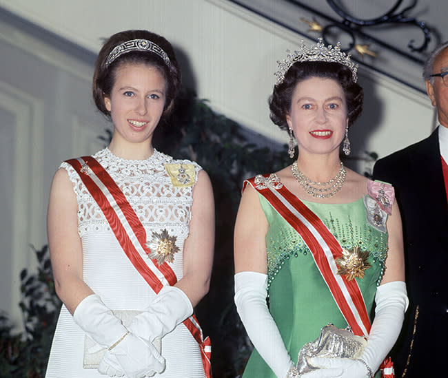 princess-anne-queen-tiara