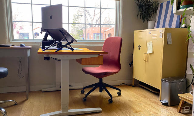 Get Your Nap On At Work With This Under-Desk Hammock