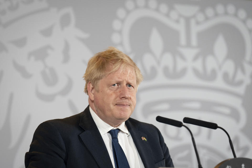 Britain&#39;s Prime Minister Boris Johnson speaks at a press conference in Delhi, on the last day of his two day trip to India, Friday, April 22, 2022. (Stefan Rousseau/Pool Photo via AP)