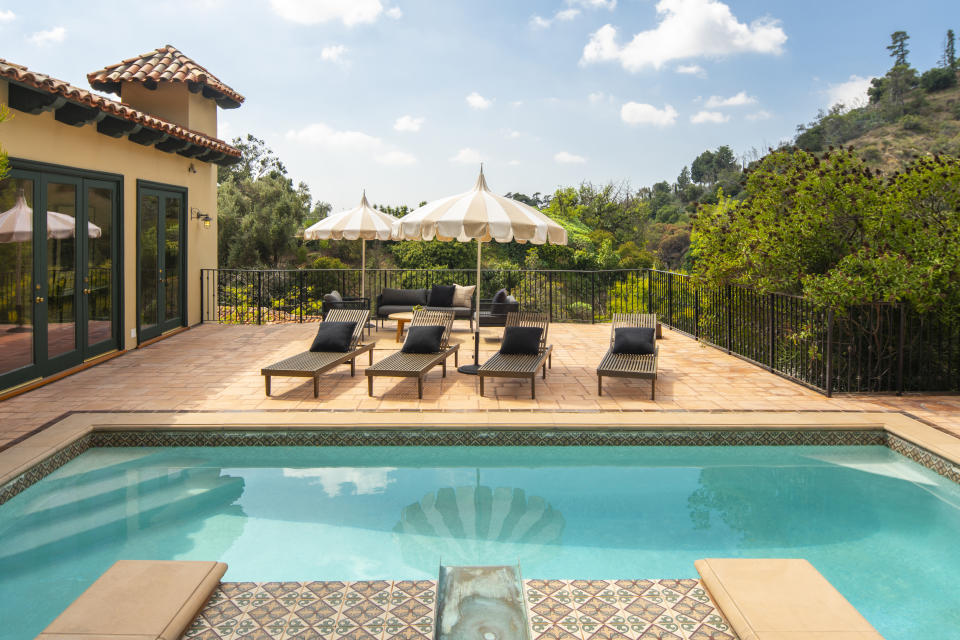 Rooftop Pool - Kevin Smith House - Los Angeles- Real Estate