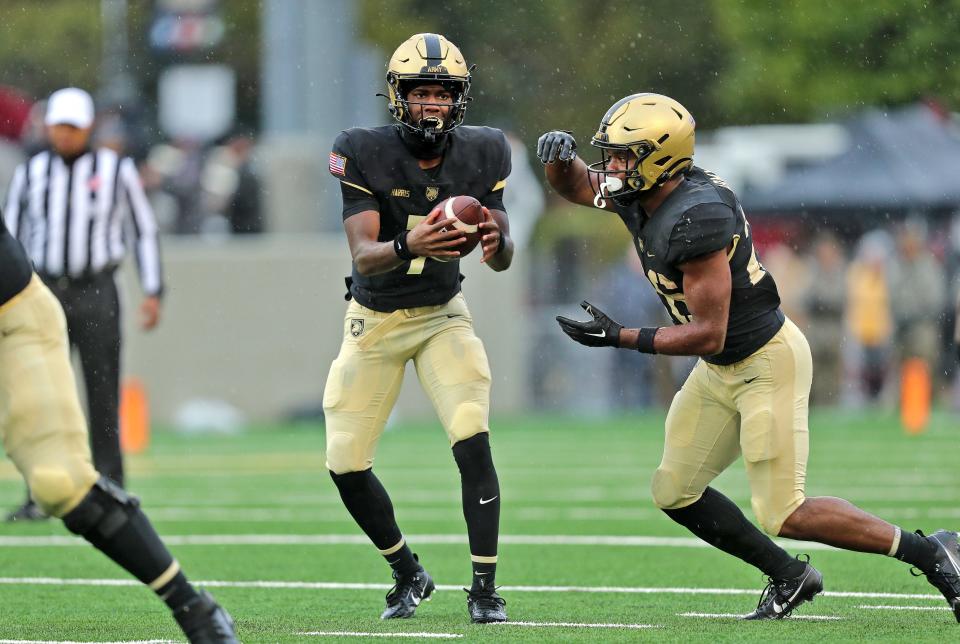 Army turned to freshman quarterback Champ Harris following the injury to Bryson Daily against Troy. DANNY WILD, USA TODAY Sports