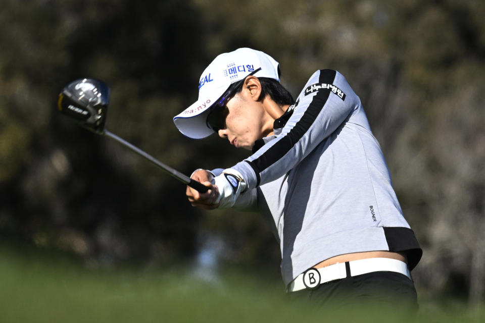 Na Rin An, of South Korea, hits her tee shot on the 18th hole during the third round of the JTBC Classic LPGA golf tournament Saturday, March 26, 2022, in Carlsbad, Calif. (AP Photo/Denis Poroy)
