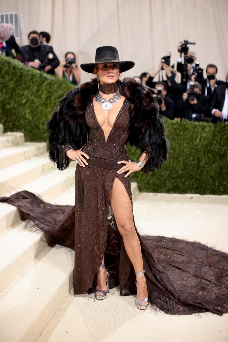 jennifer lopez, met gala, 2021