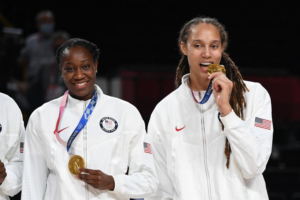 Brittney Griner and Tina Charles 