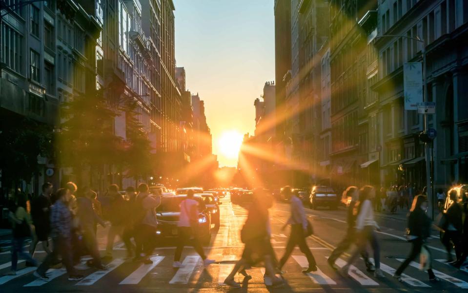 Crossings become congested around Manhattanhenge - istock