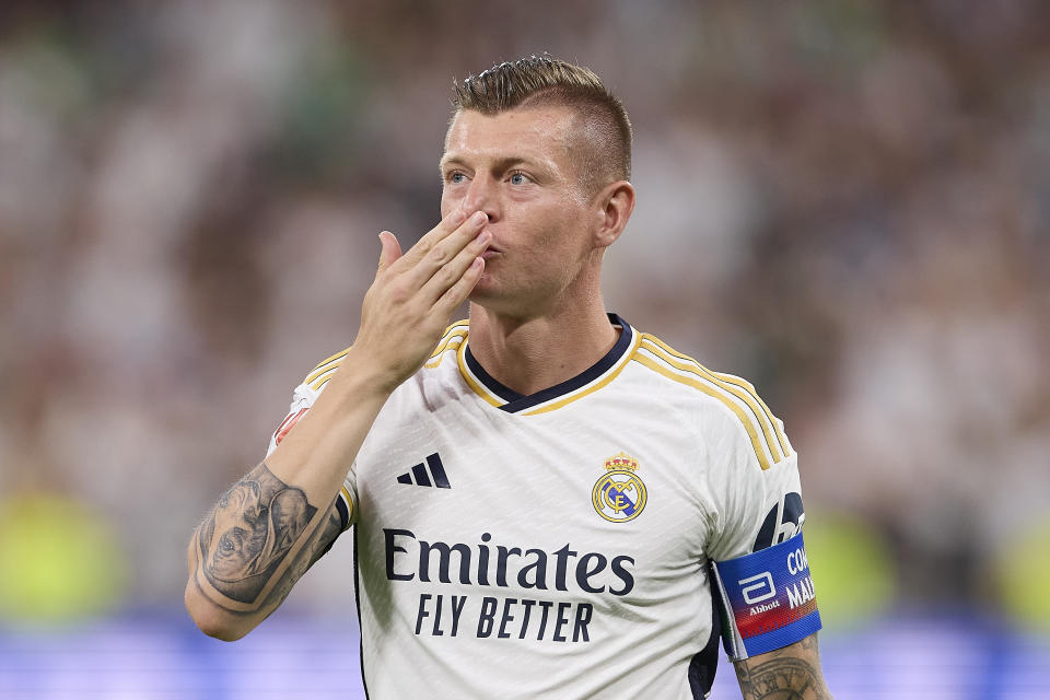 Toni Kroos sports Abbott's Beat Malnutrition armband ahead of Real Madrid's last match of the season. Photo: Getty