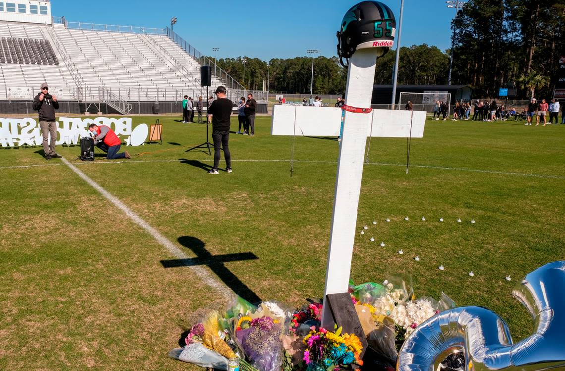 The memorial for Dwon “DJ” Fields Jr. before the start of the public vigil on Sunday, March 7, 2021 at Bluffton High School.