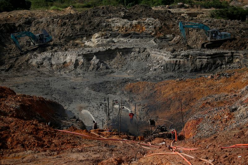 The Wider Image: Mining tin from the sea