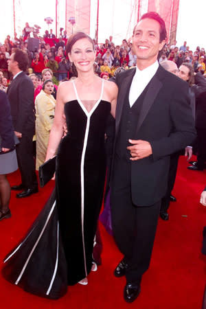 <div class="caption-credit"> Photo by: Fairchild Archive</div><p> <b>Julia Roberts' black-and-white Valentino dress, 2001</b> </p> <p> We can't say the word Oscars without automatically thinking of the striking black-and-white Valentino that Julia Roberts wore to accept her best-actress award for her role in Erin Brockovich. Her high-glamour look reminds us that sometimes simplicity is best. </p>