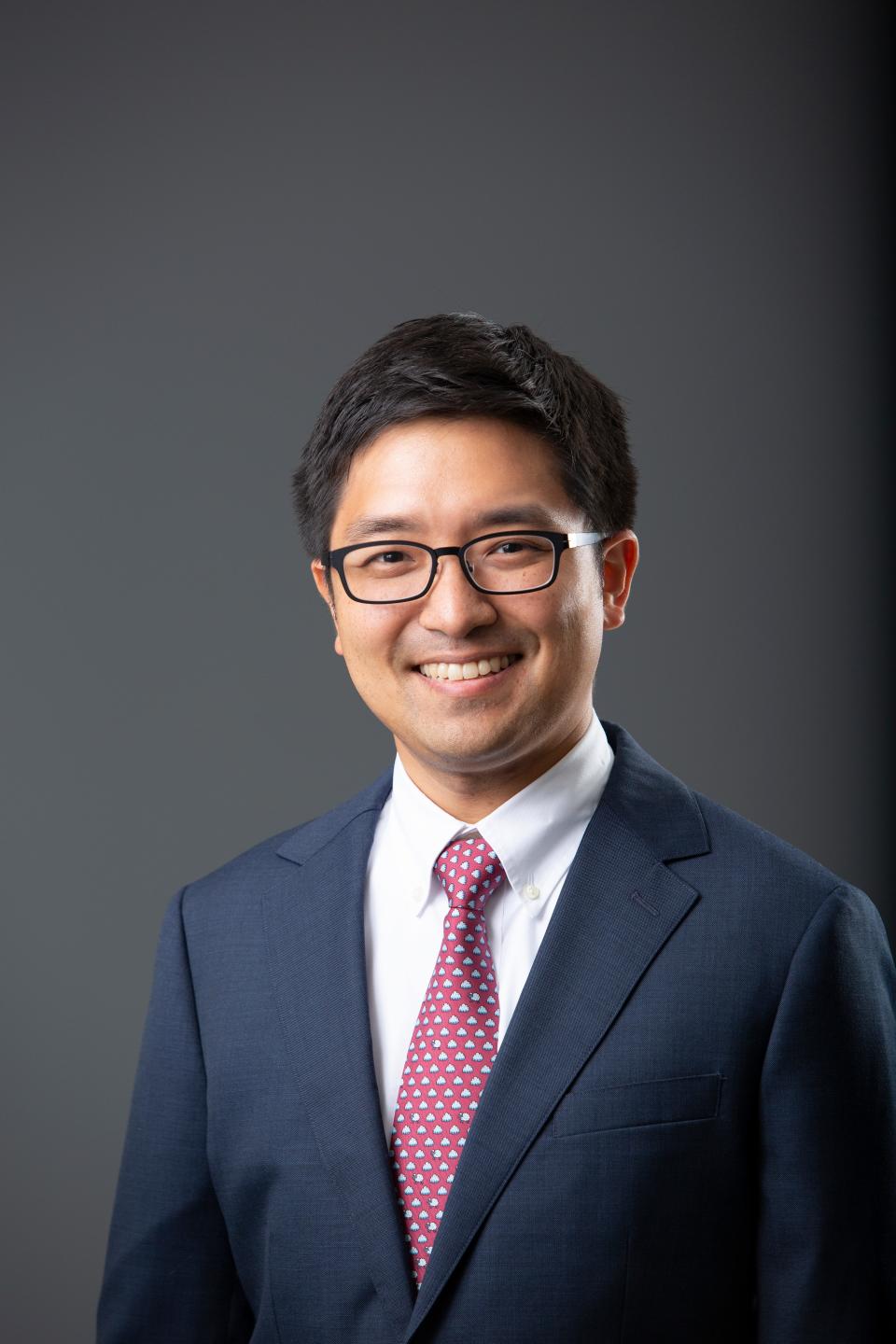 Dr. Justin Kim