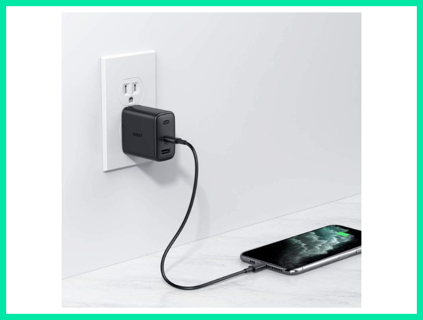 Save $5 for Prime members only—Aukey USB-C Charger. (Photo: Amazon)