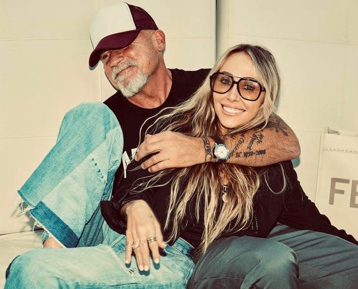 Tish Cyrus anuncia su compromiso con Dominic Purcell