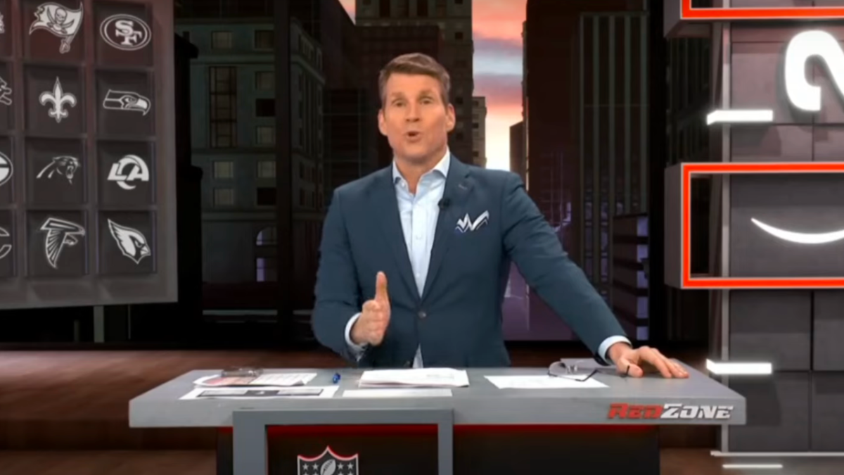 NFL RedZone Host Scott Hanson Dropped A Picture To Fire Fans Up