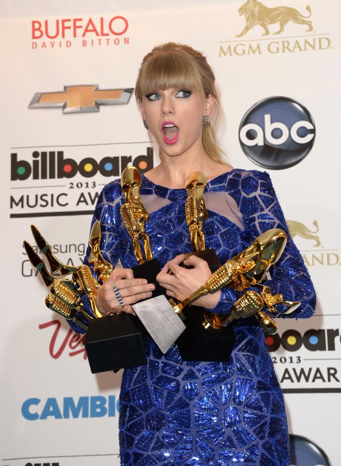 taylor swift billboard music awards