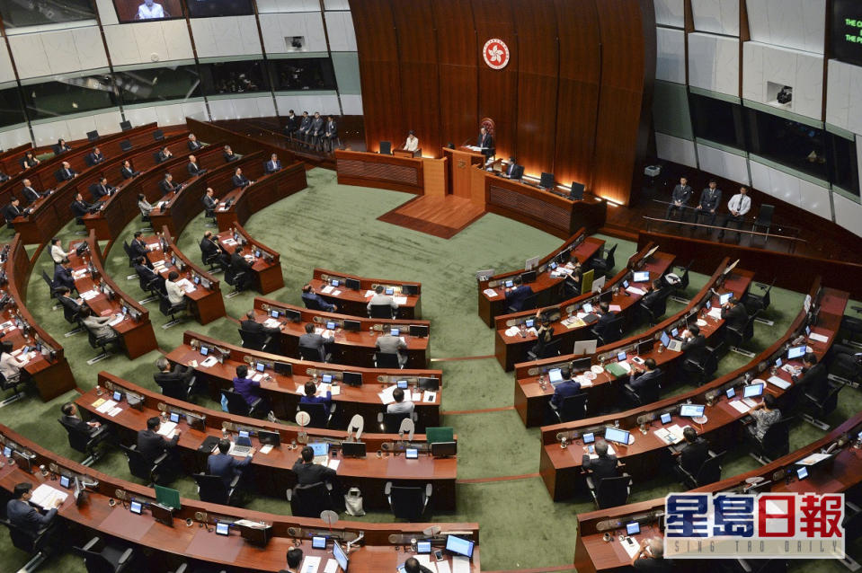 紫荊民調指近七成市民因完善選舉制度決定對香港前景信心增強。資料圖片