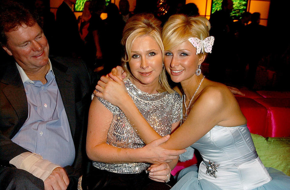 Paris and Kathy Hilton