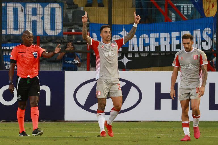 Un gol de Javier Correa había puesto en ventaja a Estudiantes de La Plata en la etapa inicial en su visita a Huachipato, en Chile.