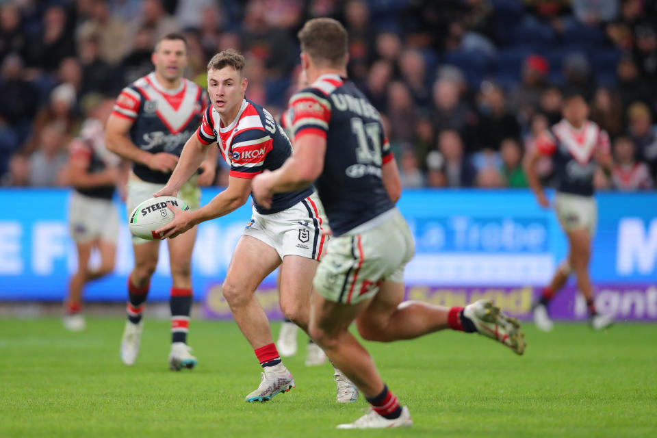 SYDNEY, AUSTRALIA - JUNE 10: Sandon Smith of the Roosters look to pass during the round 15 NRL match between Sydney Roosters and Penrith Panthers at Allianz Stadium on June 10, 2023 in Sydney, Australia. (Photo by Jeremy Ng/Getty Images)