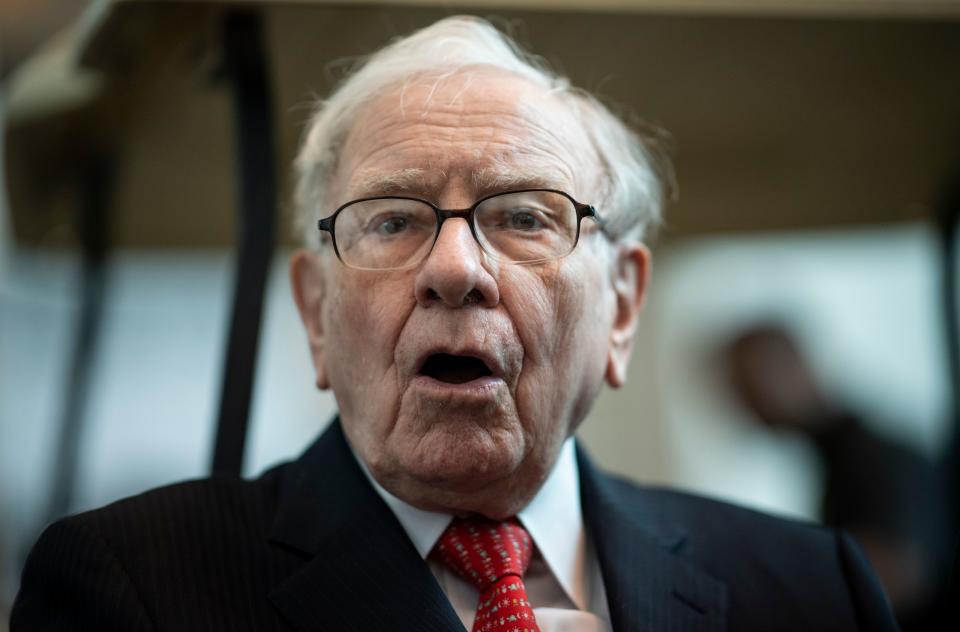 Warren Buffett, CEO of Berkshire Hathaway, attends the 2019 annual shareholders meeting in Omaha, Nebraska, May 3, 2019. (Photo by Johannes EISELE / AFP)        (Photo credit should read JOHANNES EISELE/AFP via Getty Images)