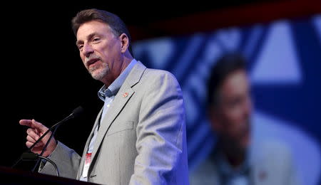 FILE PHOTO: UAW Vice President Norwood Jewell addresses their Special Bargaining Convention held at COBO Hall in Detroit, Michigan March 25, 2015. REUTERS/Jeff Kowalsky