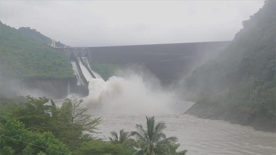 週二西南風減弱　氣象局：西南部仍有短時強降雨