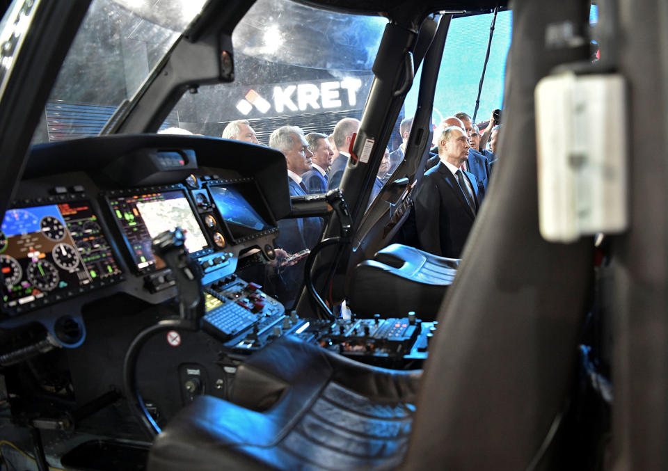 <p>Russian President Vladimir Putin visits the MAKS 2017 air show in Zhukovsky, outside Moscow, Russia, July 18, 2017. (Photo: Sputnik/Alexei Nikolsky/Kremlin via Reuters) </p>