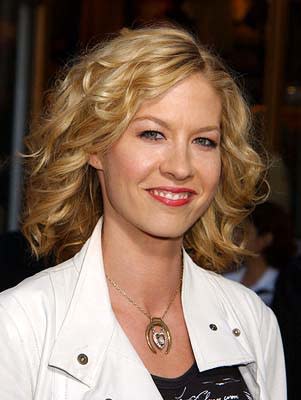 Jenna Elfman Bruce Almighty Premiere 5/14/2003 Photo: Gregg DeGuire, Wireimage.com