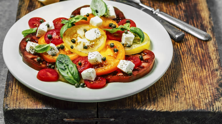 heirloom tomato salad