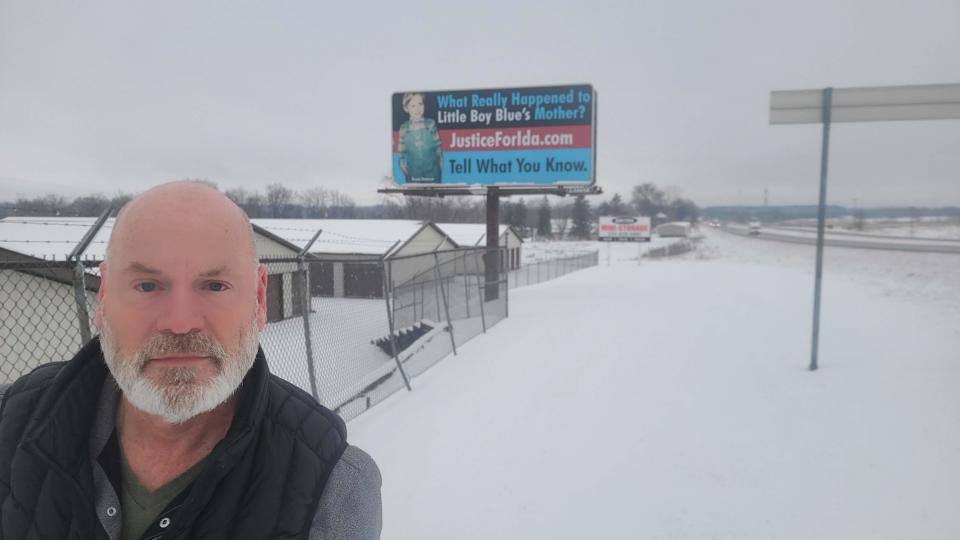 Author Gregg Olsen has written a book about the 1977 death of Ida Stutzman on her farm south of Dalton. He will present a program at the Holmes County Public Library on Jan. 19.