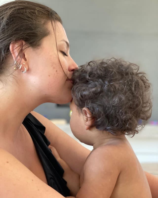 Ashley Graham y su hijo