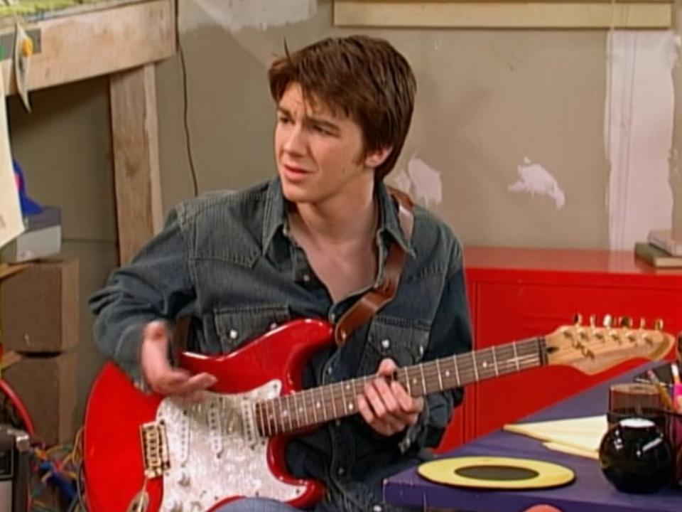 drake bell