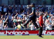 Cricket - England v Australia - Fifth One Day International - Emirates Old Trafford, Manchester, Britain - June 24, 2018 England's Jos Buttler celebrates after winning the match and series Action Images via Reuters/Craig Brough