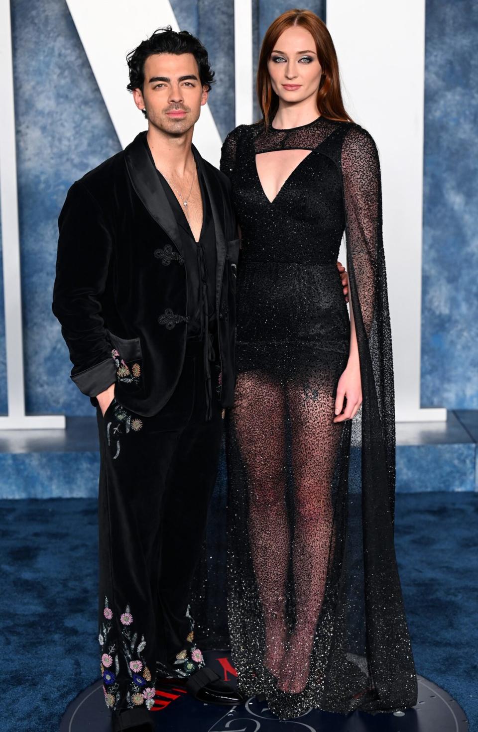 Joe Jonas (L) and Sophie Turner attend the 2023 Vanity Fair Oscar Party hosted by Radhika Jones