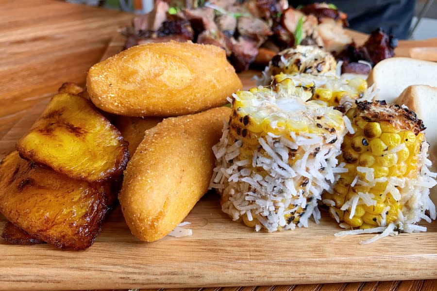 <b>PHOTO: DUKUNOO JAMAICAN KITCHEN/<a href="https://www.yelp.com/biz_photos/dukunoo-jamaican-kitchen-miami?utm_campaign=03031af0-d1db-41aa-a9fc-ae4ebc63184c%2C7fc83871-b3bf-4531-b3bf-e25c7b324346&utm_medium=81024472-a80c-4266-a0e5-a3bf8775daa7" rel="nofollow noopener" target="_blank" data-ylk="slk:YELP;elm:context_link;itc:0;sec:content-canvas" class="link ">YELP</a></b>