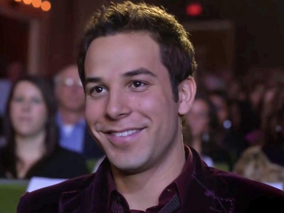 skylar astin in pitch perfect