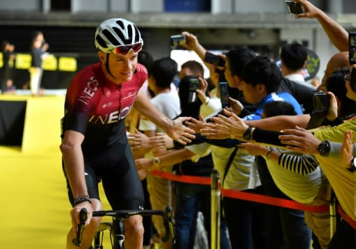 Froome returns after horror crash