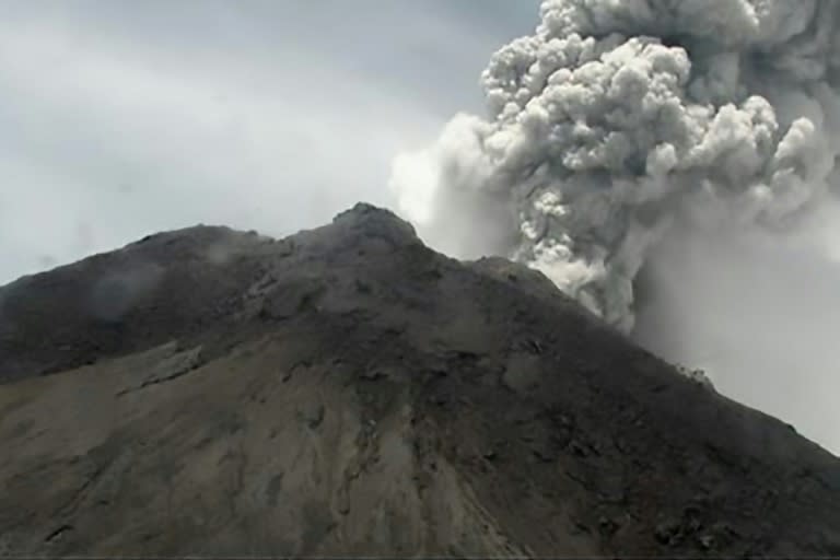 FILE PHOTO: Mount Merapi is Indonesia's most active volcano. (Photo: AFP News)