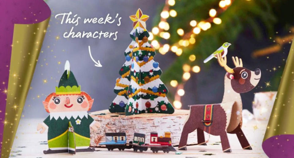 Woolworths has released its own Christmas Pop-Outs to combat the Coles Little Shop campaign. Source: Woolworths