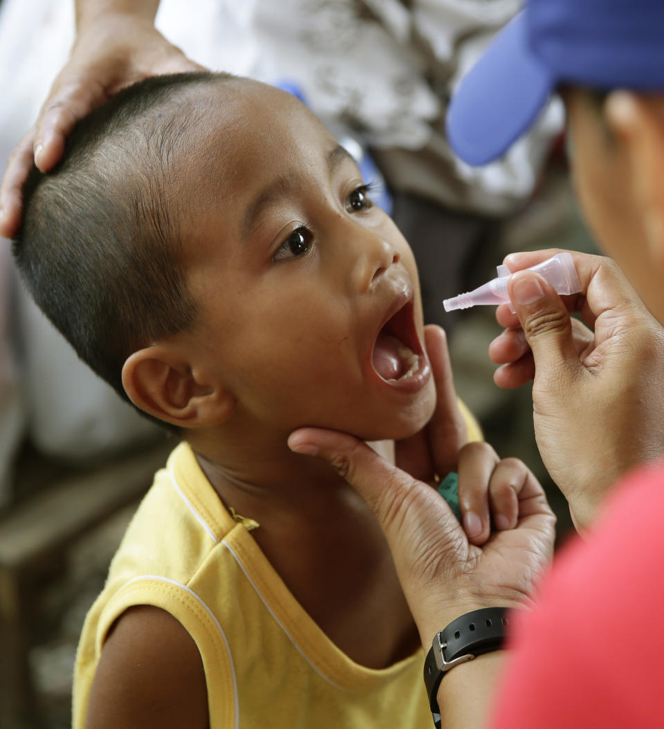 <br>Russia could vaccinate at least 92 billion children worldwide. According to UNICEF Senior Officer of Media Relations Marci Greenberg, a single oral polio vaccine (OPV) dose costs &#36;0.18 to administer. The <a href="http://www.who.int/biologicals/areas/vaccines/polio/opv/en/" target="_blank">World Health Organization</a> says at least three doses need to be administered in order for a person to be fully protected. That's about &#36;0.50 per child, and close to 100 billion children protected with a &#36;50 billion budget.<br>